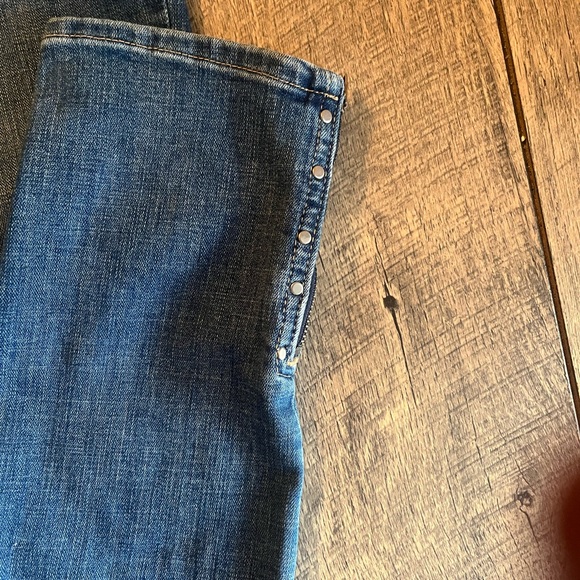 👖♥️NWT Levi Stauss & Co Blue Jeans/Adjustable Zipper at the Leg Bottom Size 32 - Picture 3 of 9